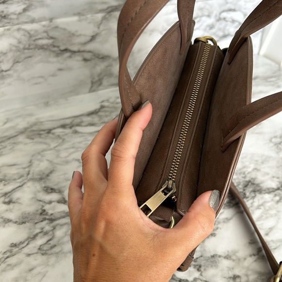 Altar’d State | round shoulder bag cross body or hand bag brown vegan leather - Picture 5 of 8